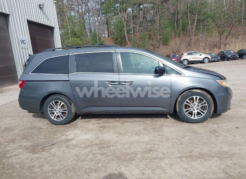Photo 13 of 2013 Honda Odyssey EX-L (VIN 5FNRL5H63DB011960)