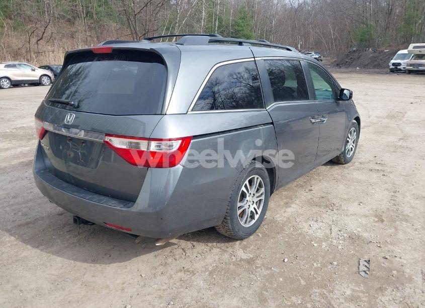 Photo 4 of 2013 Honda Odyssey EX-L (VIN 5FNRL5H63DB011960)