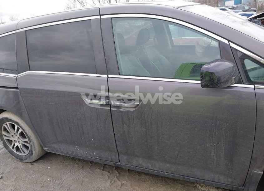 Photo 13 of 2013 Honda Odyssey EX-L (VIN 5FNRL5H63DB031061)