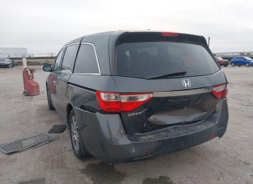 Photo 3 of 2013 Honda Odyssey EX-L (VIN 5FNRL5H63DB048328)