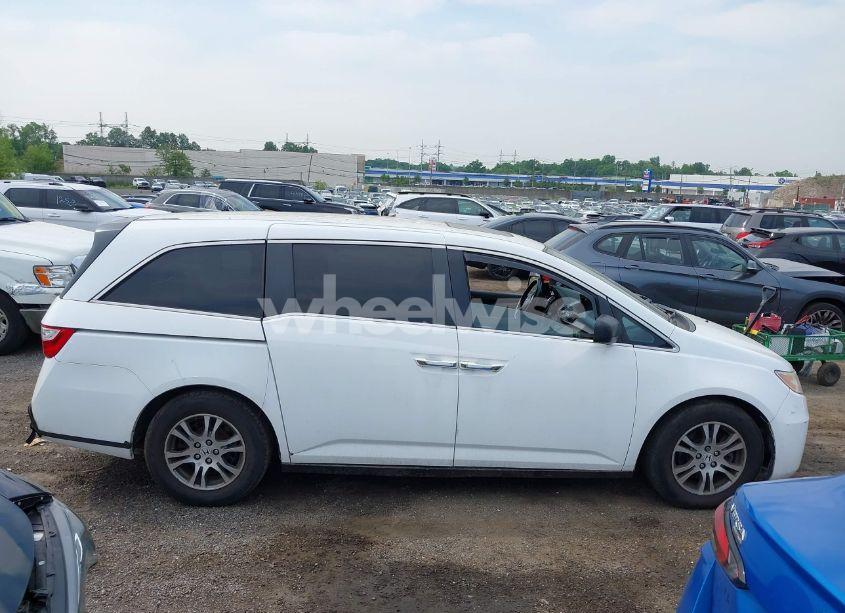 Photo 13 of 2013 Honda Odyssey EX-L (VIN 5FNRL5H63DB051956)