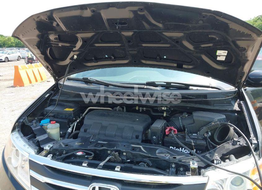 Photo 10 of 2013 Honda Odyssey EX-L (VIN 5FNRL5H63DB068028)