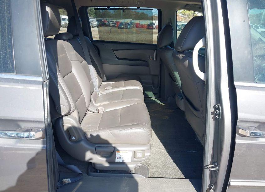 Photo 8 of 2013 Honda Odyssey EX-L (VIN 5FNRL5H63DB072189)