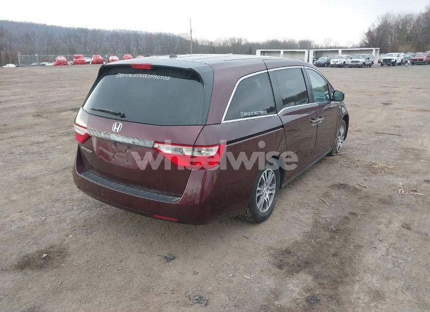 Photo 4 of 2013 Honda Odyssey EX-L (VIN 5FNRL5H63DB092250)