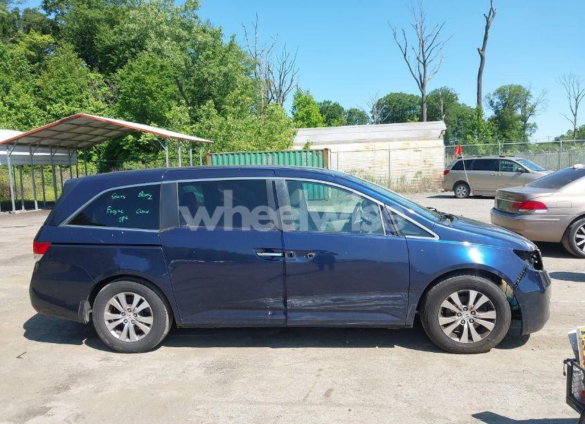 Photo 13 of 2014 Honda Odyssey EX-L (VIN 5FNRL5H63EB008915)