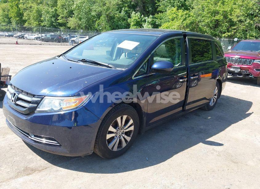 Photo 2 of 2014 Honda Odyssey EX-L (VIN 5FNRL5H63EB008915)