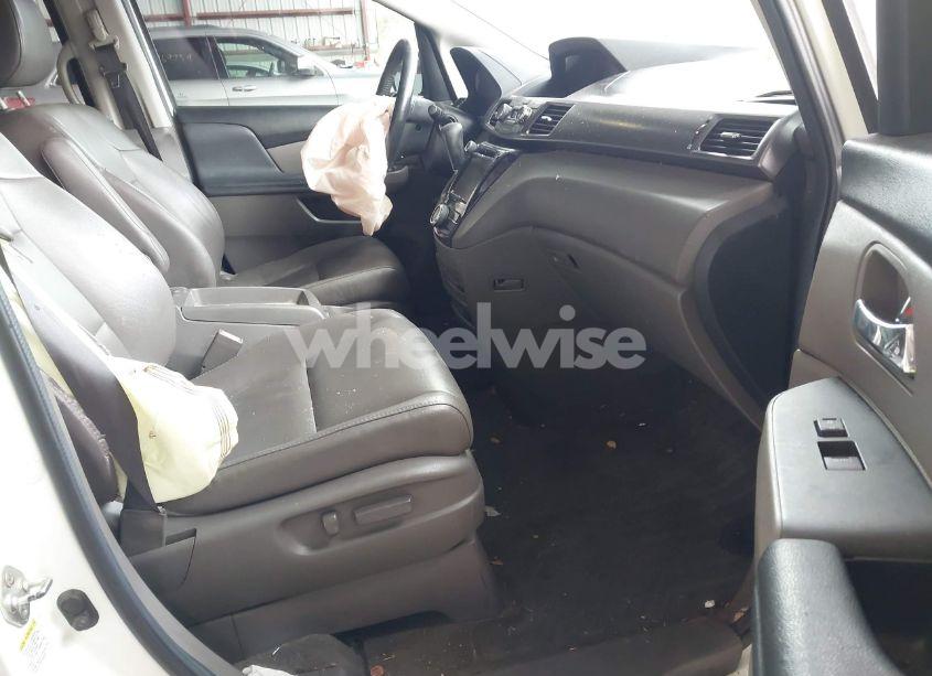 Photo 5 of 2014 Honda Odyssey EX-L (VIN 5FNRL5H63EB056317)