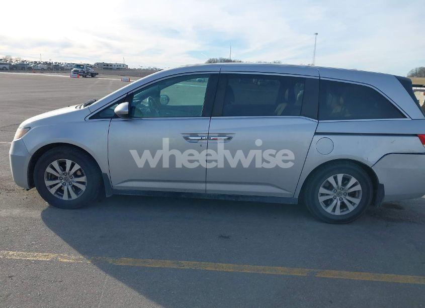Photo 14 of 2014 Honda Odyssey EX-L (VIN 5FNRL5H63EB062893)