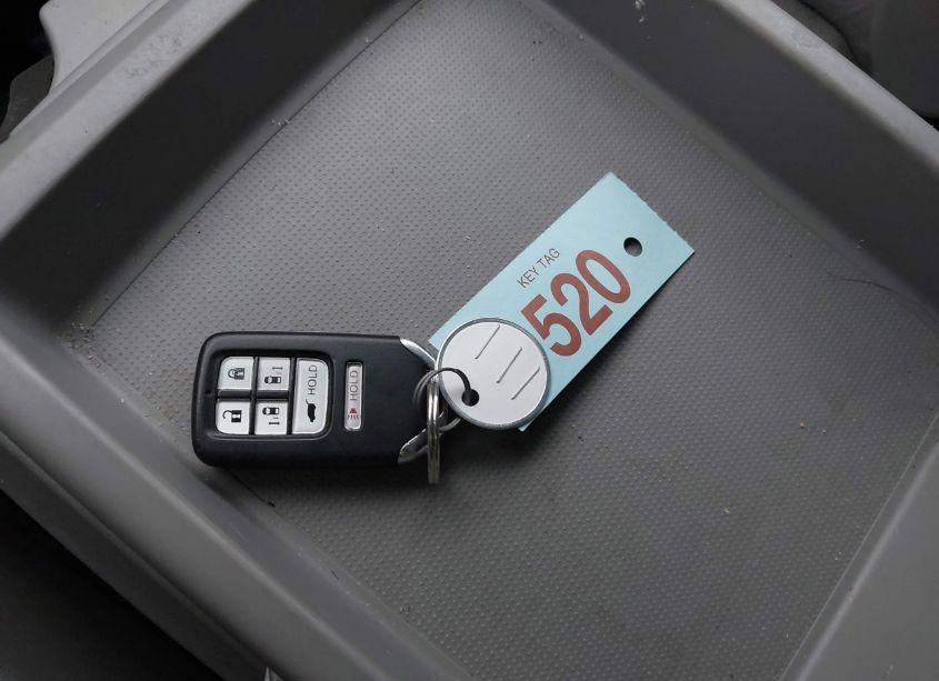 Photo 11 of 2014 Honda Odyssey EX-L (VIN 5FNRL5H63EB079998)