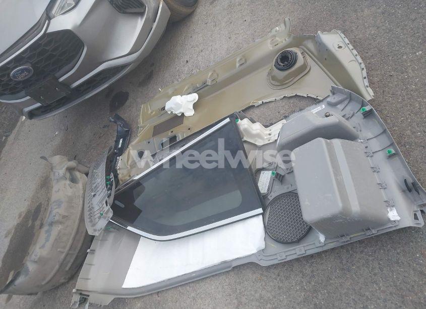 Photo 12 of 2014 Honda Odyssey EX-L (VIN 5FNRL5H63EB086577)