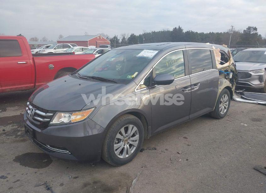 Photo 2 of 2014 Honda Odyssey EX-L (VIN 5FNRL5H63EB086577)
