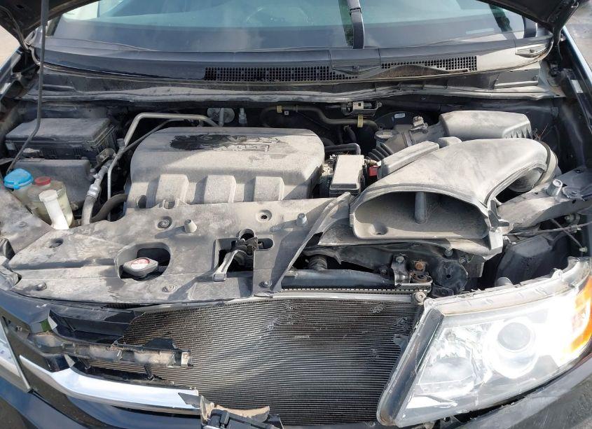 Photo 10 of 2014 Honda Odyssey EX-L (VIN 5FNRL5H63EB088345)