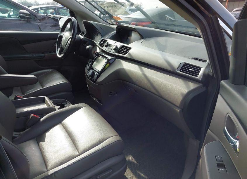 Photo 5 of 2014 Honda Odyssey EX-L (VIN 5FNRL5H63EB088345)