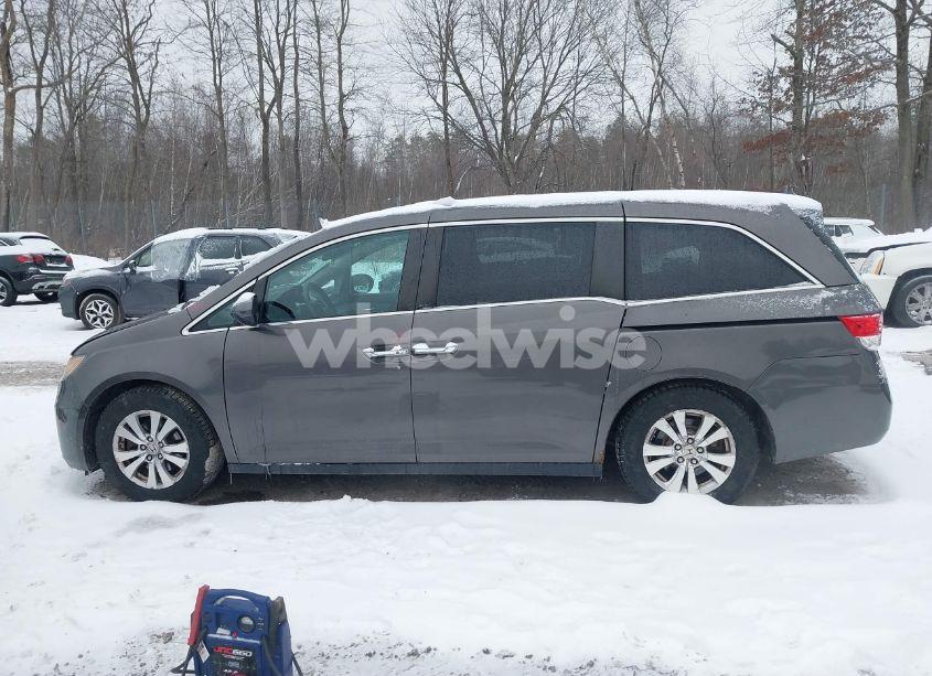 Photo 14 of 2014 Honda Odyssey EX-L (VIN 5FNRL5H63EB136670)