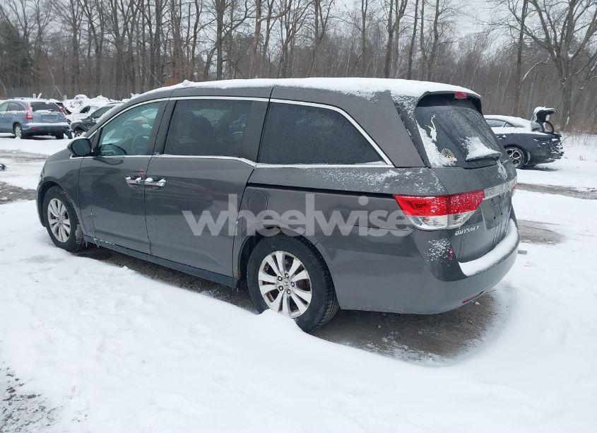 Photo 3 of 2014 Honda Odyssey EX-L (VIN 5FNRL5H63EB136670)