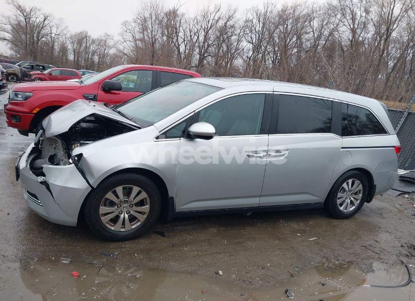 Photo 14 of 2015 Honda Odyssey EX-L (VIN 5FNRL5H63FB049952)