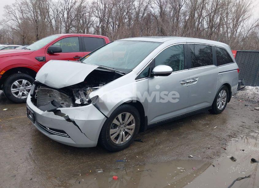 Photo 2 of 2015 Honda Odyssey EX-L (VIN 5FNRL5H63FB049952)