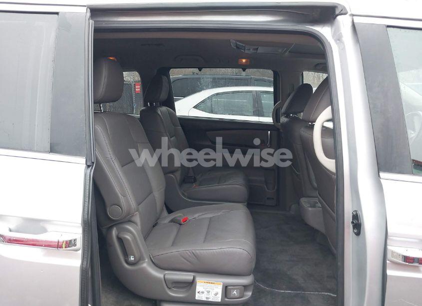 Photo 8 of 2015 Honda Odyssey EX-L (VIN 5FNRL5H63FB049952)