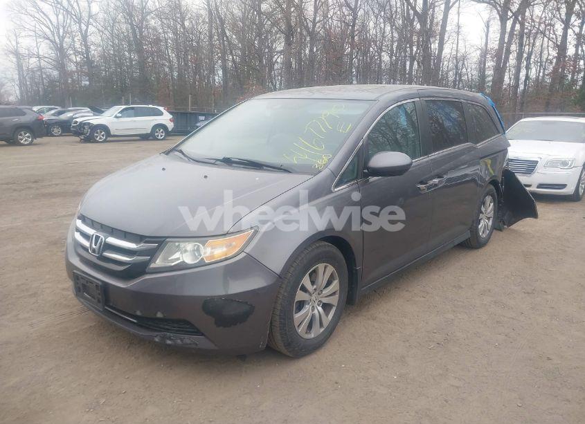 Photo 2 of 2015 Honda Odyssey EX-L (VIN 5FNRL5H63FB105081)