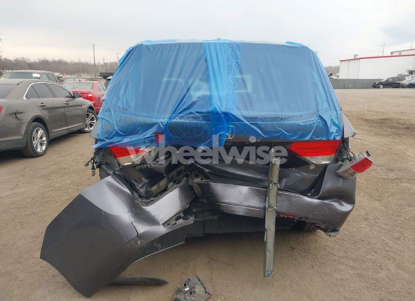 Photo 6 of 2015 Honda Odyssey EX-L (VIN 5FNRL5H63FB105081)