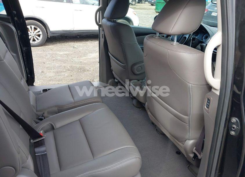 Photo 8 of 2015 Honda Odyssey EX-L (VIN 5FNRL5H63FB118798)