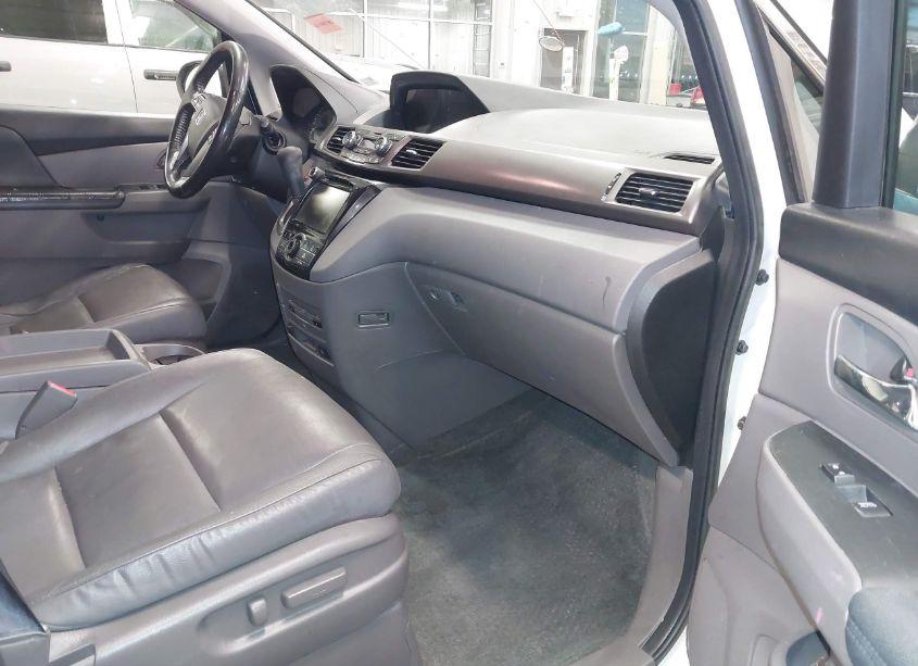 Photo 5 of 2015 Honda Odyssey EX-L (VIN 5FNRL5H63FB131485)