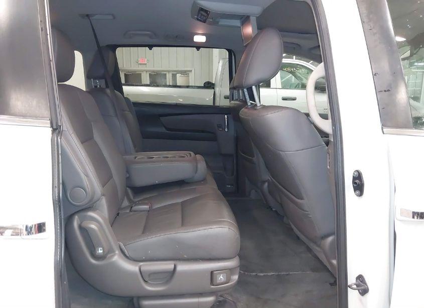 Photo 8 of 2015 Honda Odyssey EX-L (VIN 5FNRL5H63FB131485)