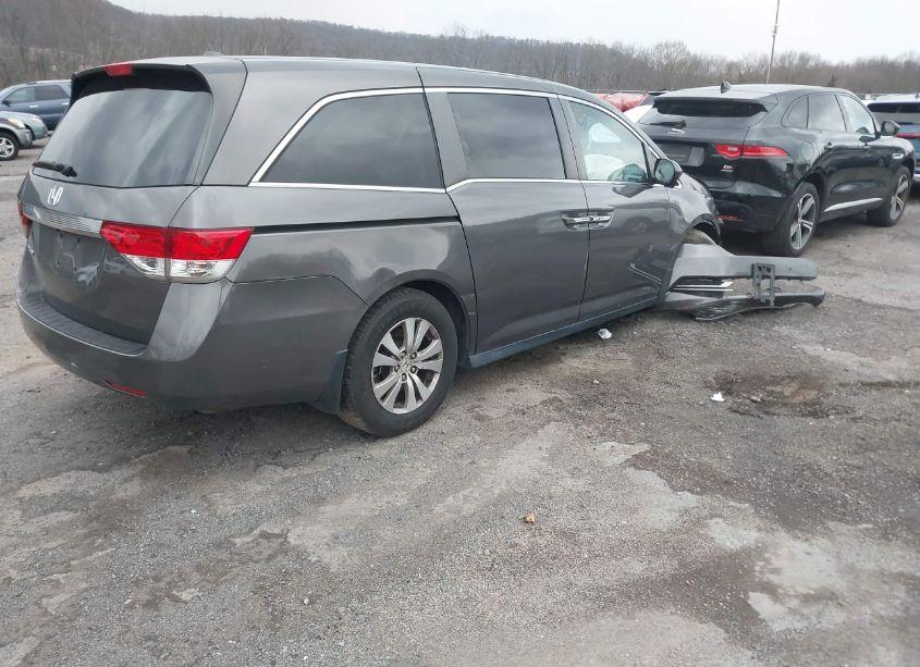 Photo 4 of 2016 Honda Odyssey EX-L (VIN 5FNRL5H63GB057129)