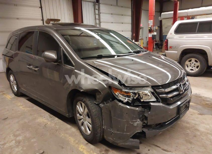 2016 Honda Odyssey EX-L (VIN 5FNRL5H63GB071967) main photo