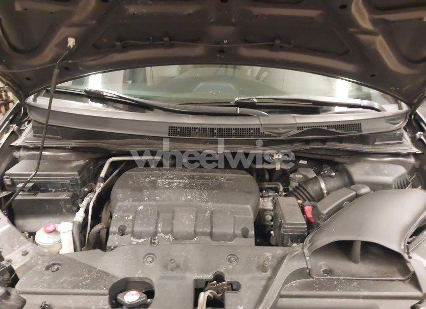 Photo 10 of 2016 Honda Odyssey EX-L (VIN 5FNRL5H63GB071967)