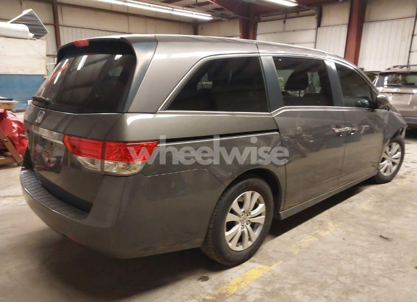 Photo 4 of 2016 Honda Odyssey EX-L (VIN 5FNRL5H63GB071967)