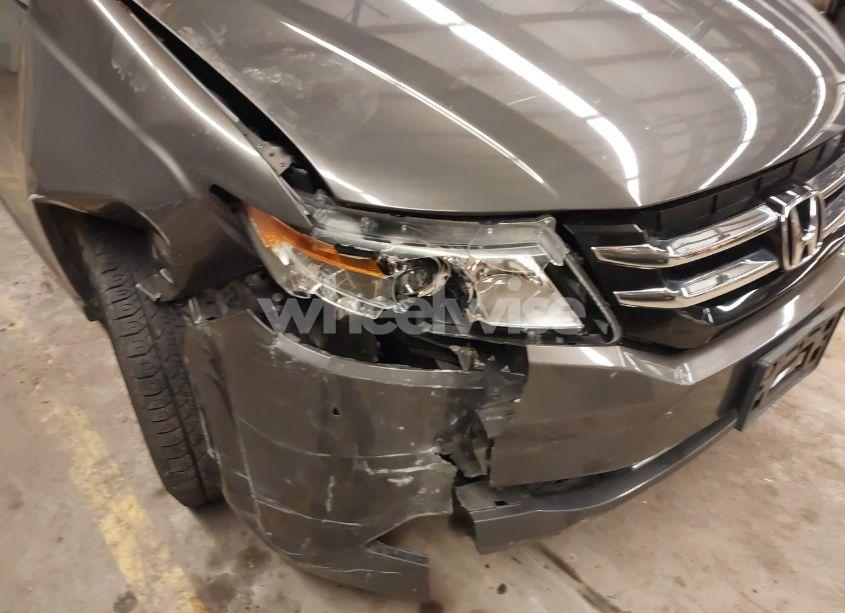 Photo 6 of 2016 Honda Odyssey EX-L (VIN 5FNRL5H63GB071967)