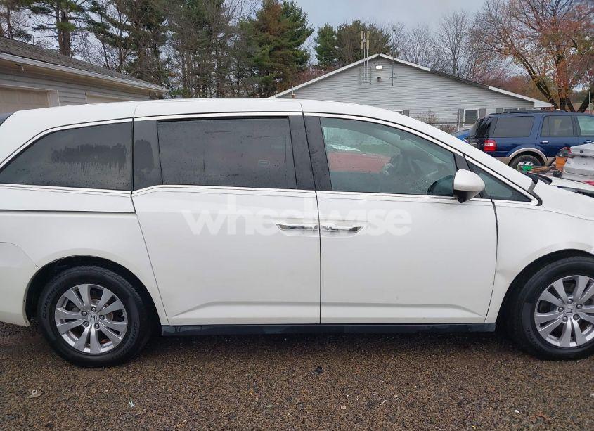 Photo 13 of 2016 Honda Odyssey EX-L (VIN 5FNRL5H63GB090003)