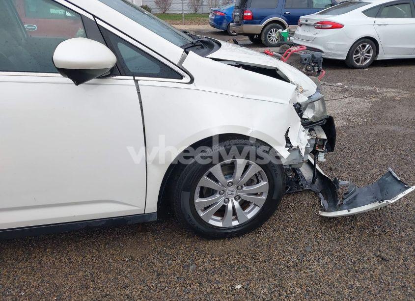 Photo 17 of 2016 Honda Odyssey EX-L (VIN 5FNRL5H63GB090003)