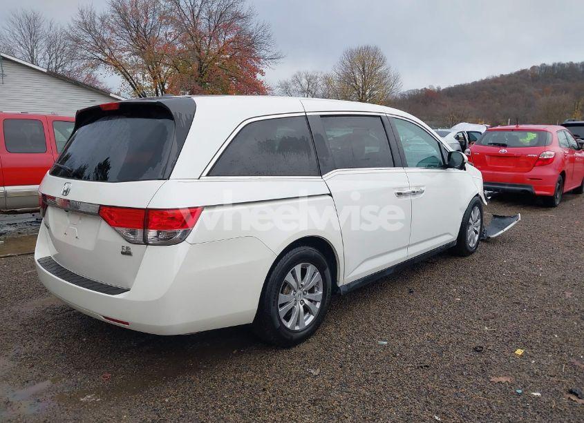 Photo 4 of 2016 Honda Odyssey EX-L (VIN 5FNRL5H63GB090003)