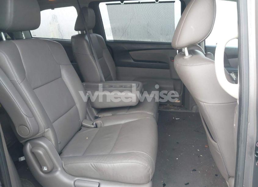 Photo 8 of 2016 Honda Odyssey EX-L (VIN 5FNRL5H63GB137546)