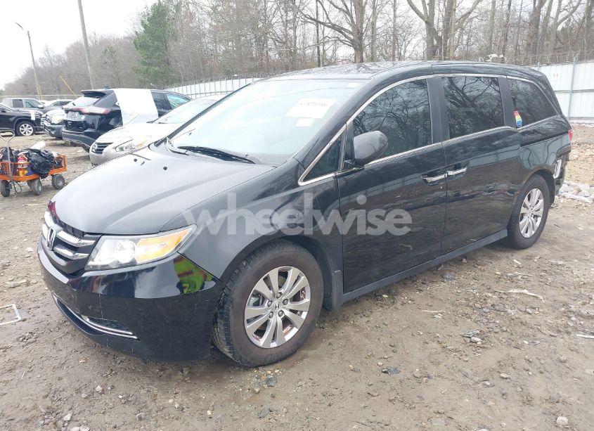 Photo 2 of 2016 Honda Odyssey EX-L (VIN 5FNRL5H63GB159076)