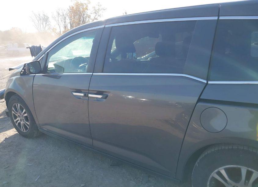 Photo 15 of 2011 Honda Odyssey EX-L (VIN 5FNRL5H64BB004299)