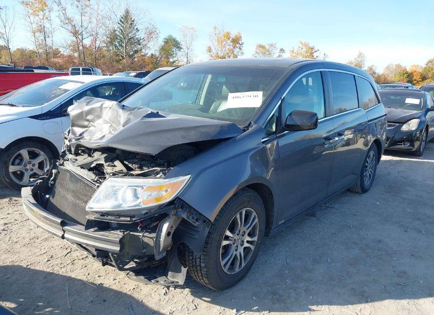 Photo 2 of 2011 Honda Odyssey EX-L (VIN 5FNRL5H64BB004299)