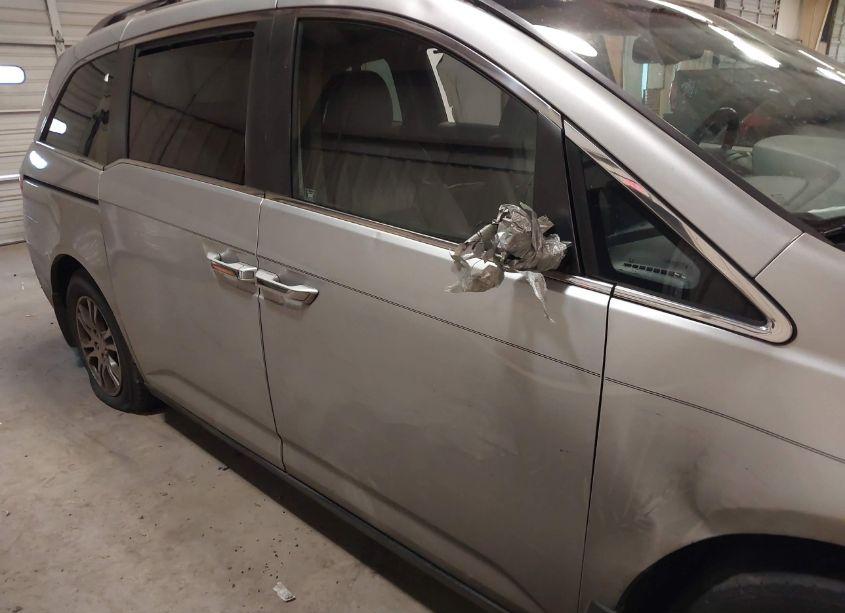 Photo 21 of 2011 Honda Odyssey EX-L (VIN 5FNRL5H64BB029770)