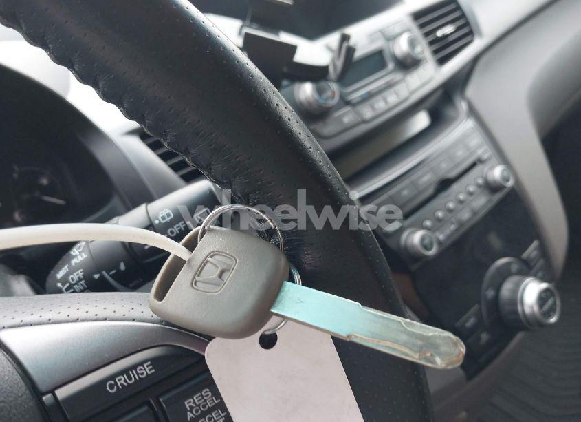 Photo 11 of 2011 Honda Odyssey EX-L (VIN 5FNRL5H64BB069122)