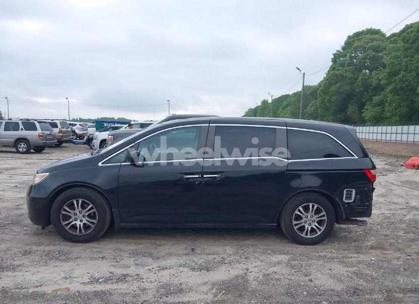 Photo 14 of 2011 Honda Odyssey EX-L (VIN 5FNRL5H64BB069122)