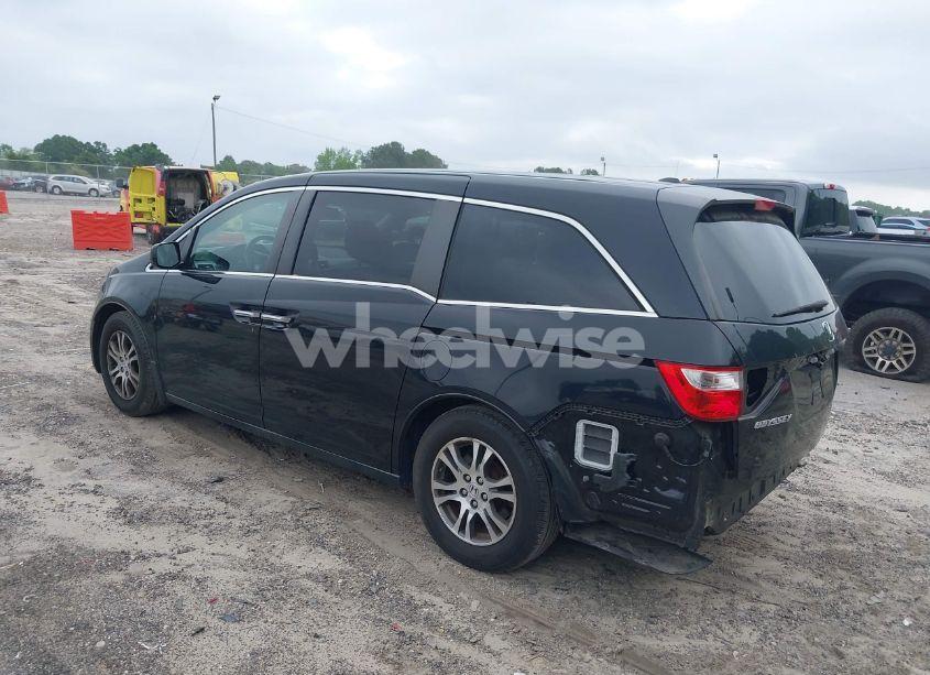 Photo 3 of 2011 Honda Odyssey EX-L (VIN 5FNRL5H64BB069122)