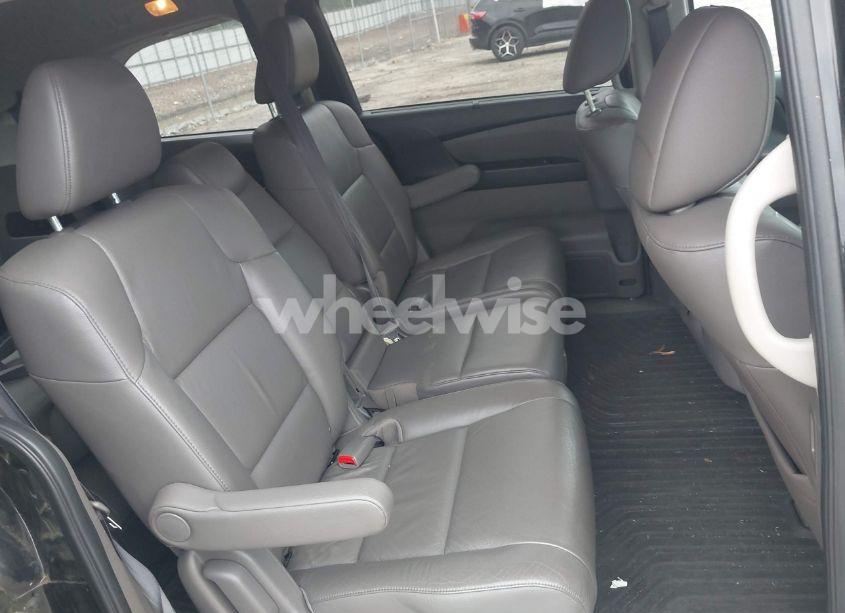 Photo 8 of 2011 Honda Odyssey EX-L (VIN 5FNRL5H64BB069122)