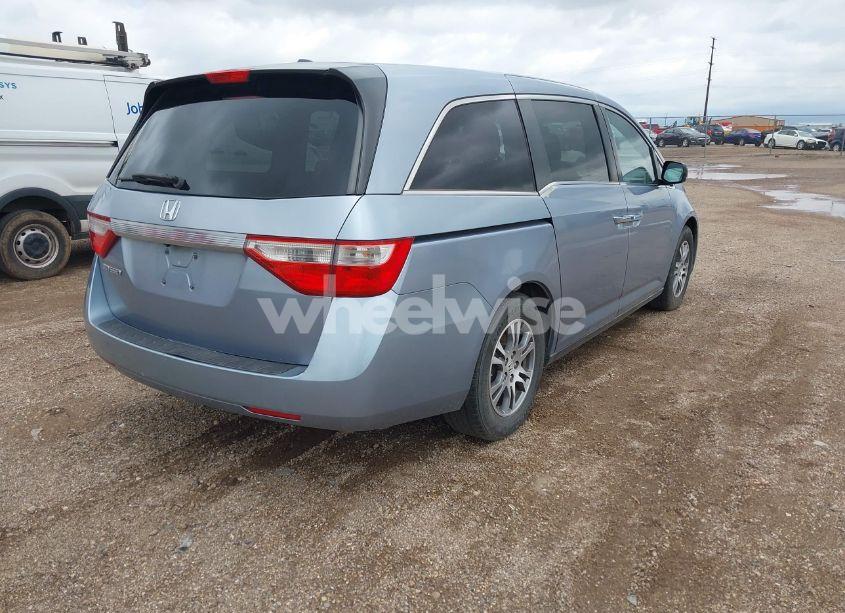 Photo 4 of 2011 Honda Odyssey EX-L (VIN 5FNRL5H64BB085479)