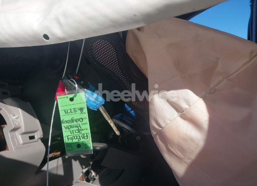 Photo 11 of 2011 Honda Odyssey EX-L (VIN 5FNRL5H64BB103771)