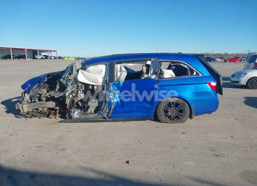 Photo 14 of 2011 Honda Odyssey EX-L (VIN 5FNRL5H64BB103771)