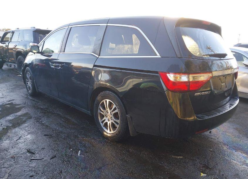 Photo 3 of 2012 Honda Odyssey EX-L (VIN 5FNRL5H64CB024943)