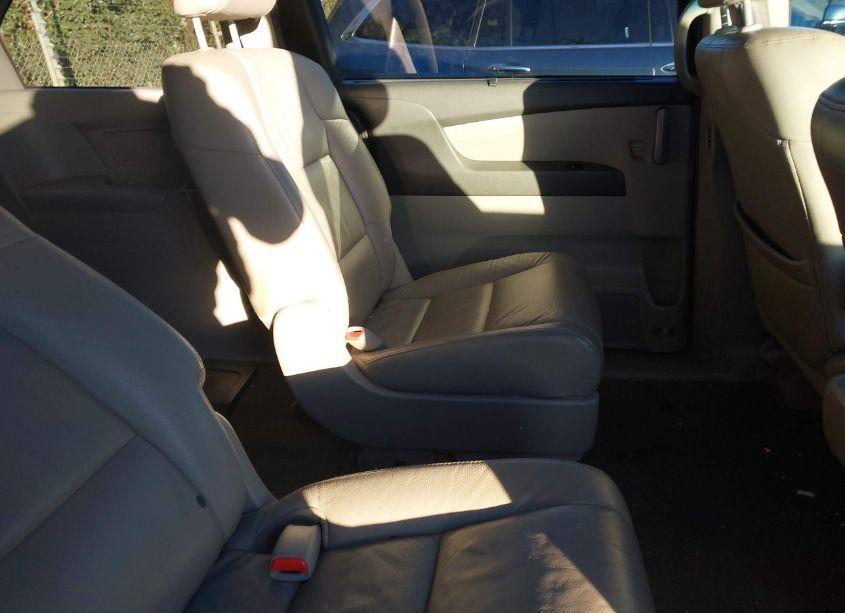 Photo 8 of 2012 Honda Odyssey EX-L (VIN 5FNRL5H64CB024943)