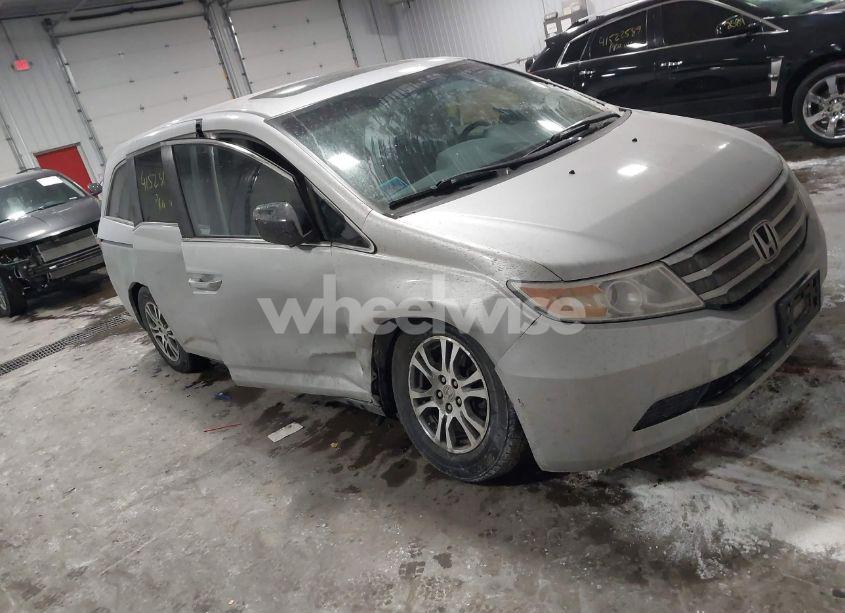 2012 Honda Odyssey EX-L (VIN 5FNRL5H64CB045226) main photo
